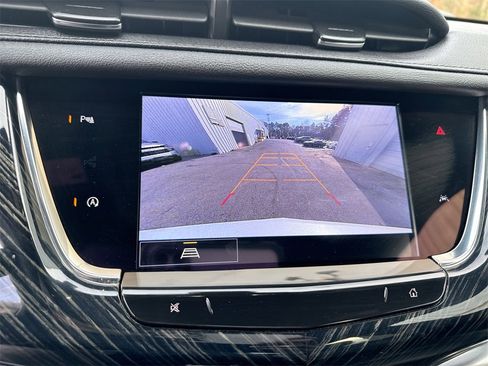 Used 2024 Cadillac XT6 Premium Luxury image 28