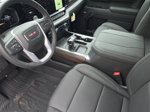 New 2026 GMC Sierra 1500 SLT w/ SLT Premium Package AWD/4WD image 7
