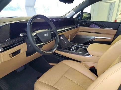 New 2026 Cadillac Escalade IQ Luxury 2 image 16