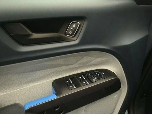 New 2026 Ford Maverick XLT w/ XLT Luxury Package FWD image 13