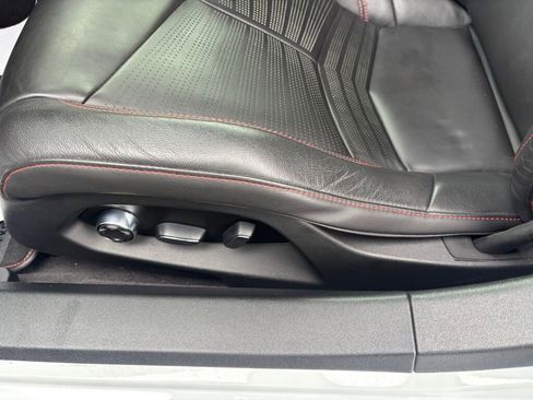 Used 2020 Chevrolet Corvette Stingray Premium Cpe w/ 3LT Preferred Equipment Group image 22