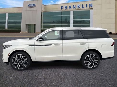 New 2026 Lincoln Navigator Black Label image 4