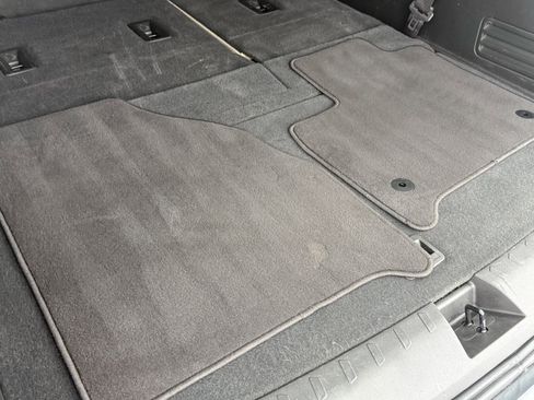 Used 2023 Chevrolet Traverse LS w/ Safety Package image 13