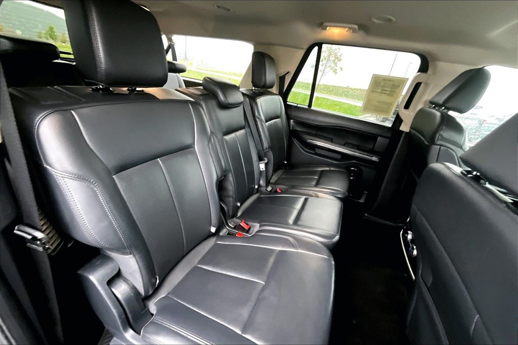 Used 2024 Ford Expedition Max XLT AWD/4WD image 26