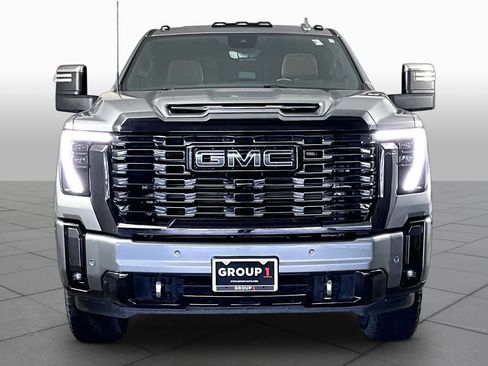 Certified 2024 GMC Sierra 2500 Denali Ultimate AWD/4WD image 4