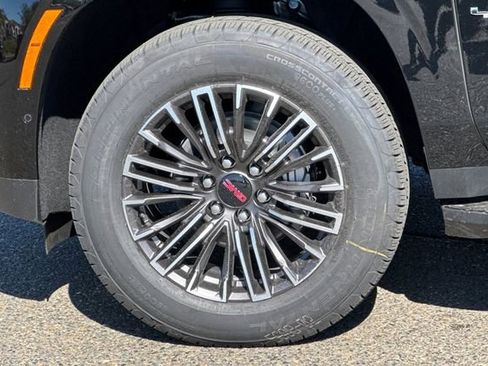 New 2026 GMC Yukon XL Elevation image 35