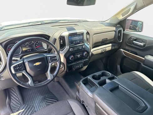 Used 2022 Chevrolet Silverado 1500 LT AWD/4WD image 15