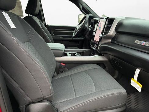 New 2026 RAM 2500 Big Horn AWD/4WD image 24
