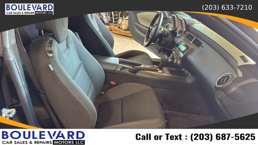 Used 2011 Chevrolet Camaro LS RWD image 27