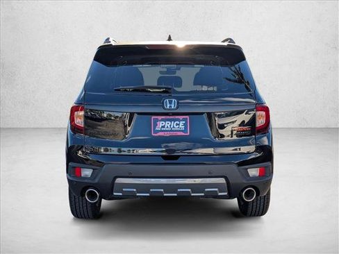 Certified 2023 Honda Passport TrailSport image 6
