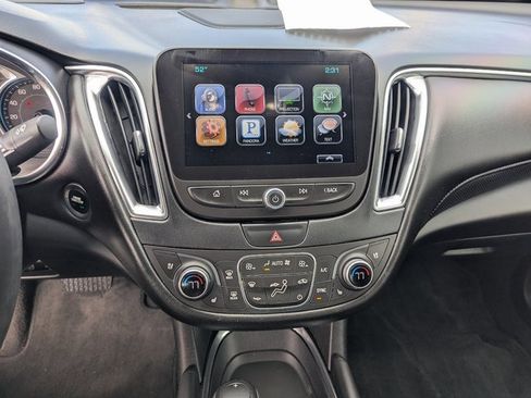 Used 2016 Chevrolet Malibu Premier w/ Driver Confidence Package II image 14