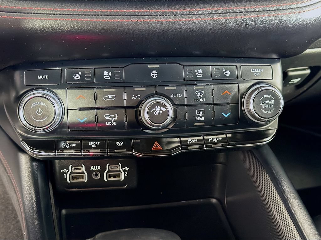 Used 2023 Dodge Durango GT AWD/4WD image 17