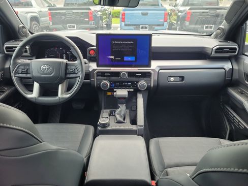 Used 2026 Toyota 4Runner SR5 AWD/4WD image 16