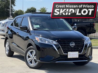 New 2025 Nissan Kicks S
