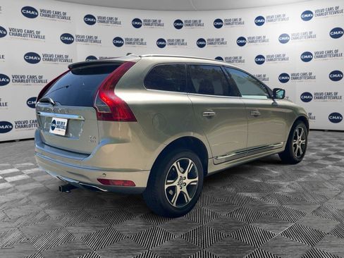 Used 2015 Volvo XC60 T6 w/ Proximity Package AWD/4WD image 5
