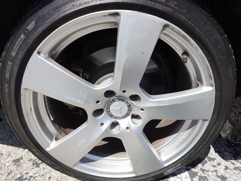 Used 2011 Mercedes-Benz E 350 Sedan image 9