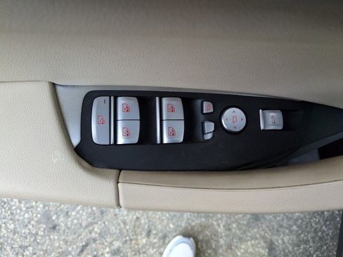 Used 2023 BMW X3 xDrive30i w/ Convenience Package image 16