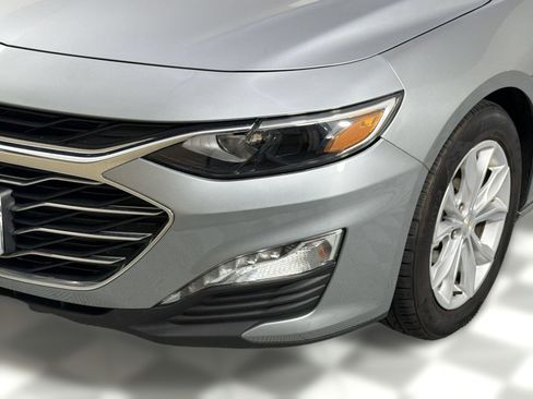 Used 2024 Chevrolet Malibu LT FWD image 11