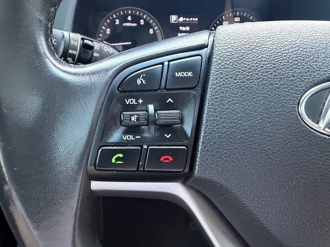 Used 2016 Hyundai Tucson Limited w/ Option Group 03 FWD image 28