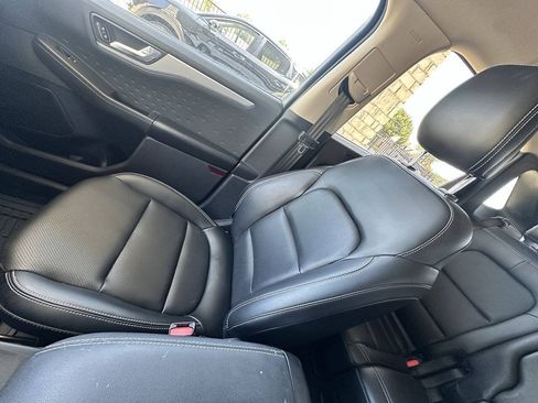 Used 2020 Ford Escape SEL FWD image 21