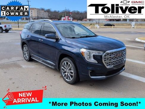 Used 2022 GMC Terrain Denali image 1