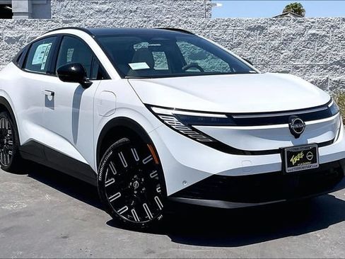 New 2026 Nissan Leaf Platinum+ FWD image 13