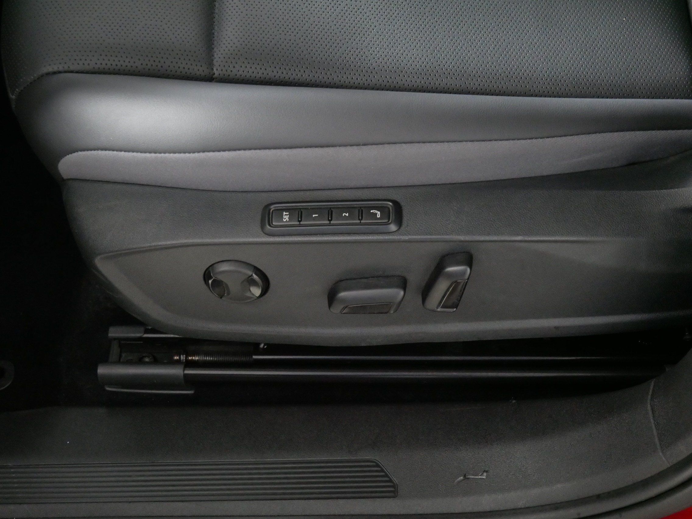 Certified 2023 Volkswagen ID.4 Pro S Plus AWD/4WD image 20