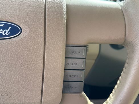 Used 2007 Ford F150 Lariat image 15