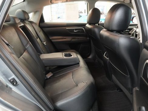 Used 2016 Nissan Altima 2.5 SL w/ 2.5 Technology w/LED Package image 30