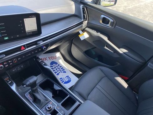New 2025 Kia Sorento X-Line EX image 24
