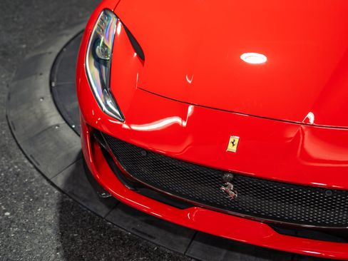 Used 2019 Ferrari 812 Superfast RWD image 22