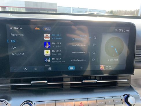 Used 2024 Hyundai Kona SEL image 17