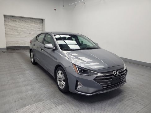 Used 2019 Hyundai Elantra SEL image 13