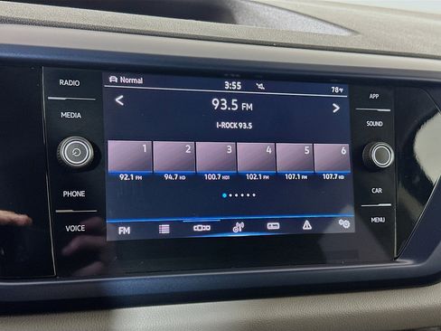 Certified 2023 Volkswagen Taos SE w/ Black Wheel Package AWD/4WD image 14