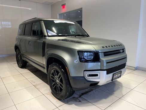 Used 2025 Land Rover Defender 110 S image 6