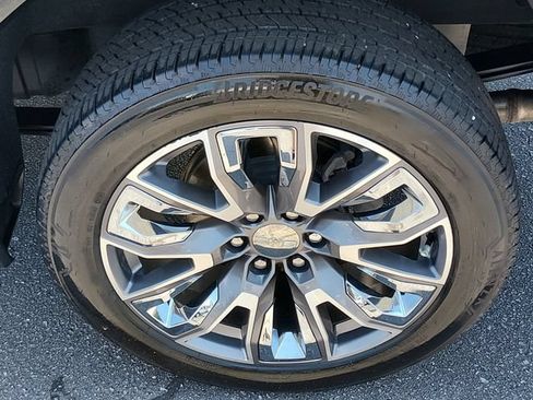 Used 2023 GMC Sierra 1500 Denali w/ Denali Reserve Package AWD/4WD image 18