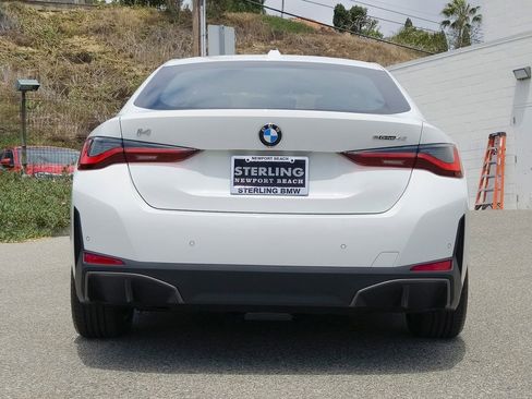 New 2026 BMW i4 eDrive40 w/ Parking Assistance Package RWD image 16