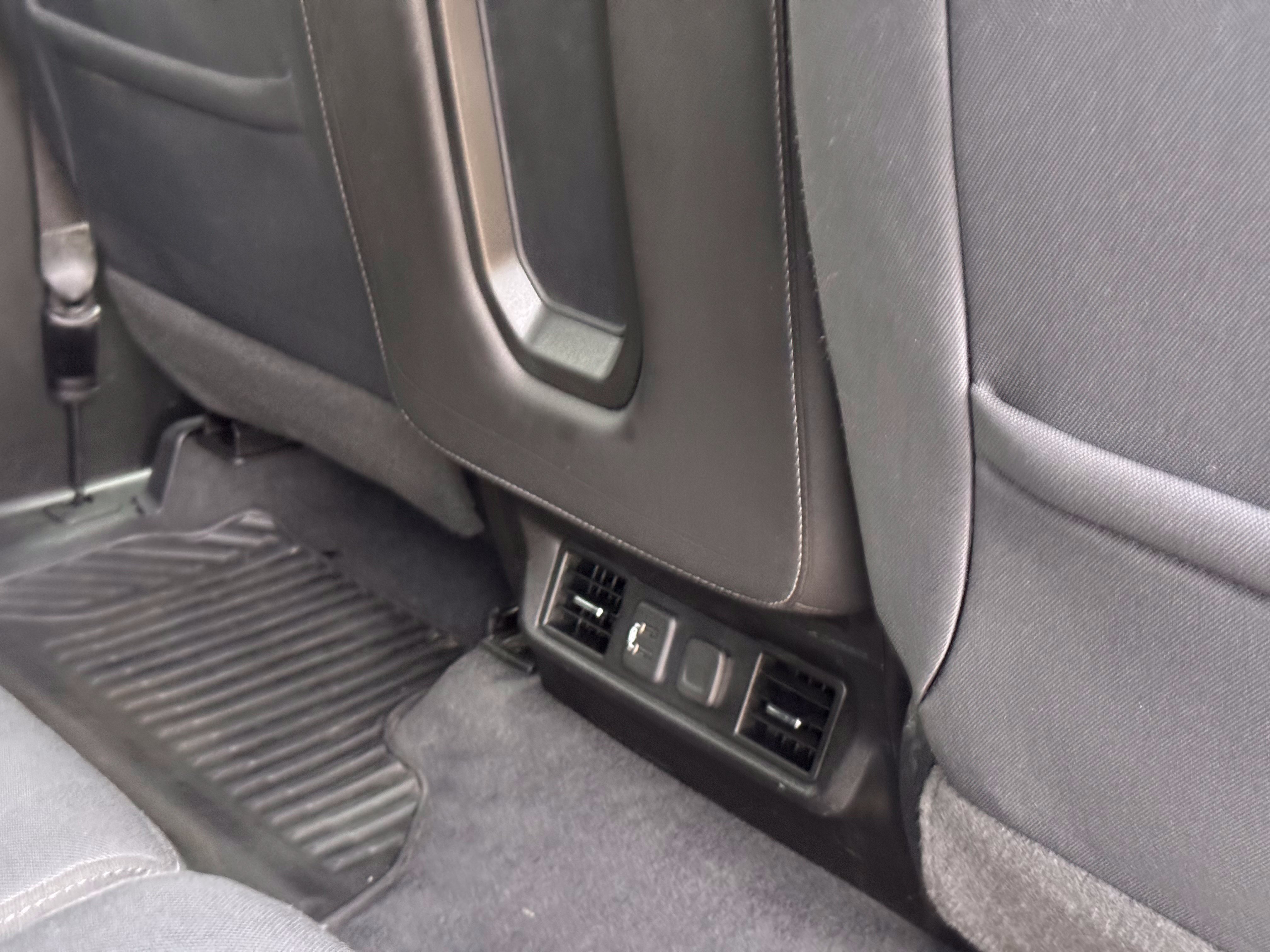 Used 2019 GMC Sierra 1500 SLE w/ SLE Value Package AWD/4WD image 18
