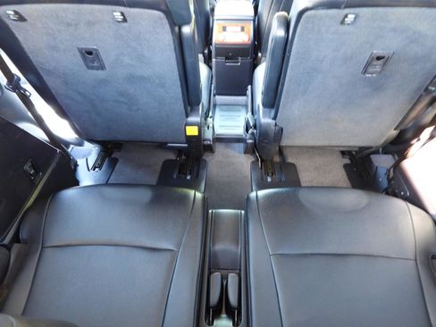 Used 2013 Toyota Highlander Limited FWD image 30