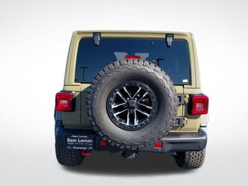 Used 2025 Jeep Wrangler Unlimited Rubicon image 23