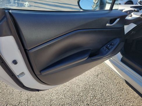 Used 2020 MAZDA MX-5 Miata Sport image 18