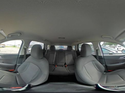 Used 2024 Kia Sportage LX FWD image 36