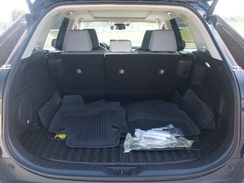 Used 2024 Toyota RAV4 Limited w/ Advanced Technology Package AWD/4WD image 17