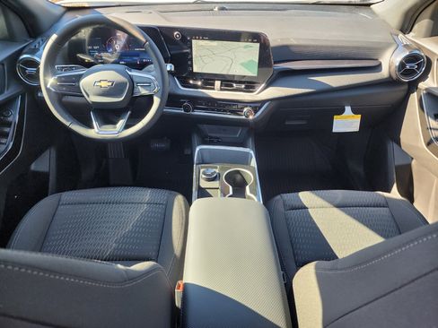 New 2026 Chevrolet Equinox LT AWD/4WD image 18