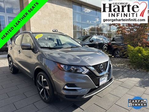 Used 2022 Nissan Rogue Sport SL image 1