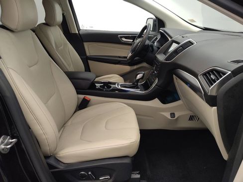 Used 2016 Ford Edge Titanium w/ Equipment Group 301A AWD/4WD image 21