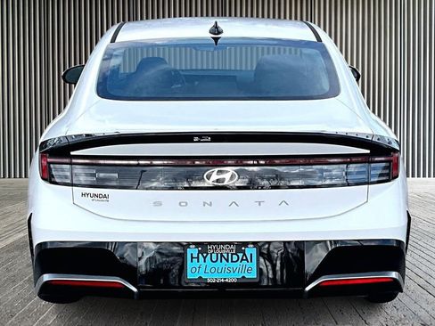 New 2026 Hyundai Sonata SEL FWD image 4