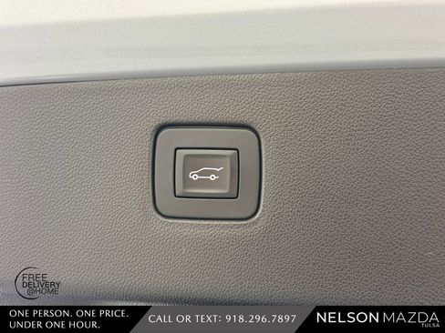 Used 2025 Buick Envista Sport Touring w/ Convenience II Package FWD image 48