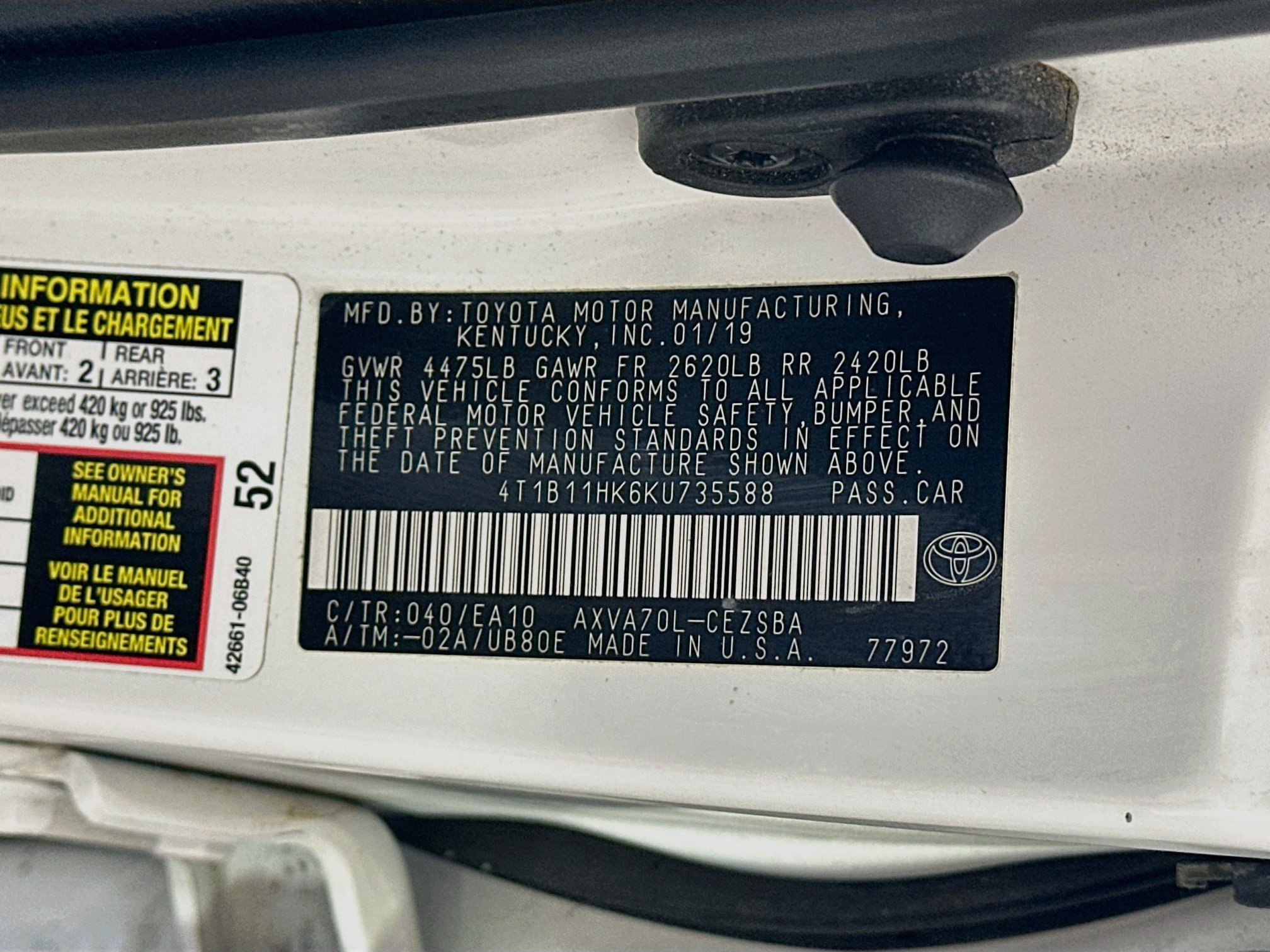 Used 2019 Toyota Camry SE w/ Convenience Package FWD image 12