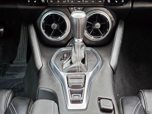 Used 2019 Chevrolet Camaro LT image 13